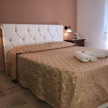 Pozzo Medievale Prignano Cilento Extérieur photo