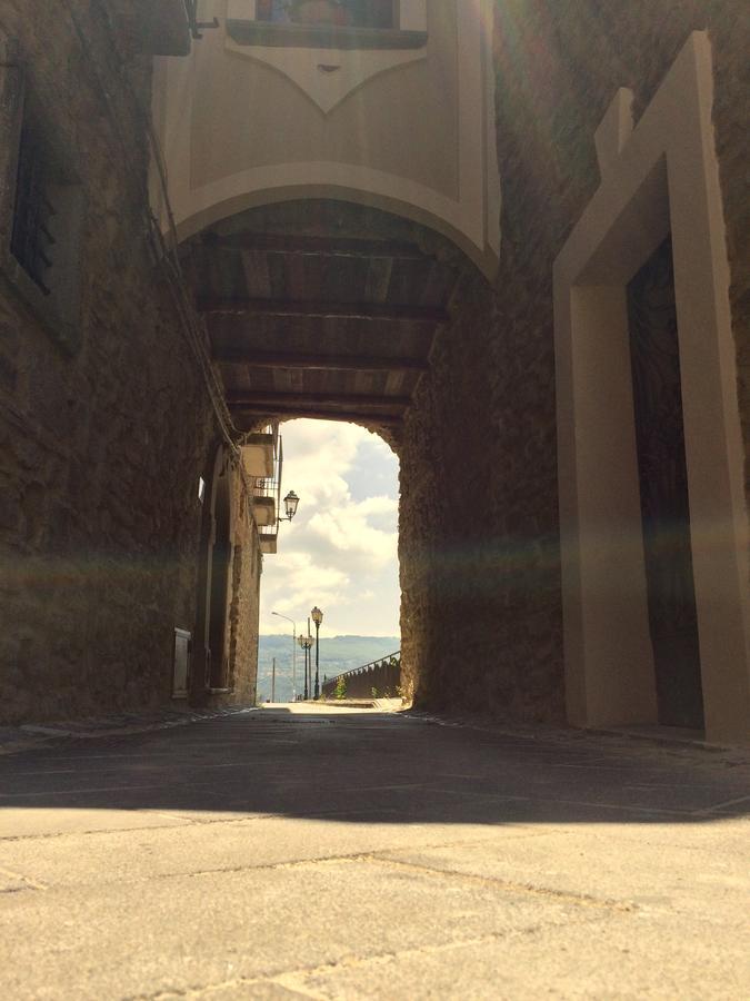 Pozzo Medievale Prignano Cilento Extérieur photo