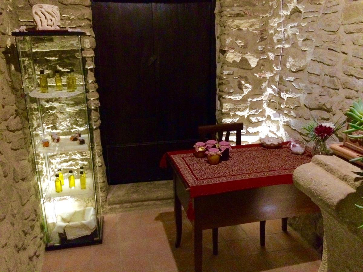 Pozzo Medievale Prignano Cilento Extérieur photo