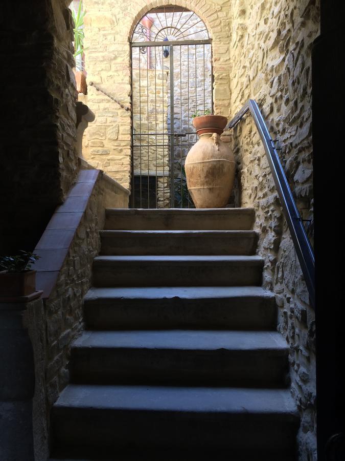 Pozzo Medievale Prignano Cilento Extérieur photo